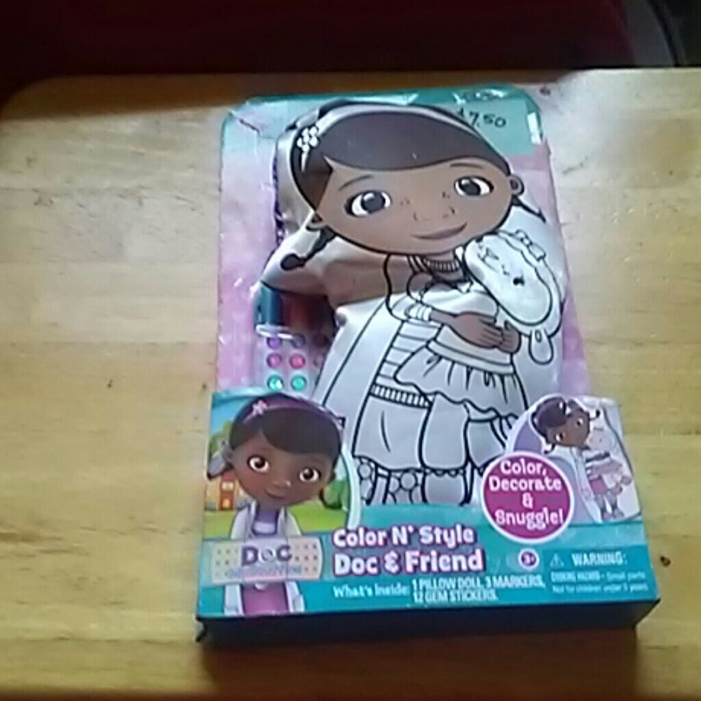 DOC McStuffins Color N' Style Doc & Friends